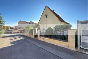 Charmantes Einfamilienhaus mit Blick ins Grüne – in begehrter Lage von Rastatt – Die vollständige Adresse der Immobilie erhältst du vom Anbieter., 76437 Rastatt – Vorschaubild 4