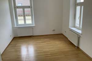 Familienfreundlich geschnittene 5-Zimmer-Altbauwohnung – Sulzerstraße 17, 86159 Antonsviertel, Augsburg – Vorschaubild 5