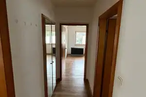 2-Fam.-Wohnhaus in zentraler Lage von Poppenhausen *in Kürze zur freien Nutzung – Schweinfurt (Kreis) – Vorschaubild 12