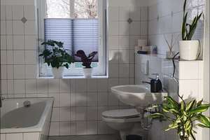 Denkmalschutz 2-Zimmer-Altbauwohnung in Leipzig-Connewitz – Charmant & ideal zur Kapitalanlage – Zwenkauer Straße 10, 4277 Connewitz, Leipzig – Vorschaubild 2