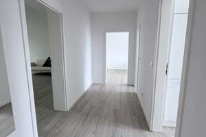 Moderne 3-Zimmer-Wohnung nach Kernsanierung mit Balkon in Unterbach – Gerresheimer landstraße 125, 40627 Unterbach, Düsseldorf – Vorschaubild 2