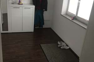 Sofort frei! Neuwertig, ruhige, große DHH in Isen/ED  2 Bäder, mit seperaten Raum für Büro o.ä. – Am Schinderbach 13, 84424 Isen – Vorschaubild 4