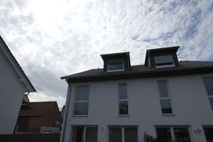 neuwertige DHH mit Einliegerwohnung und Garten – Die vollständige Adresse der Immobilie erhältst du vom Anbieter., 74081 Klingenberg, Heilbronn – Vorschaubild 4