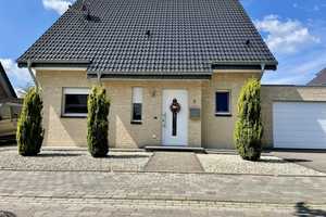 Wohnen nahe dem Reichswald – Freistehendes Einfamilienhaus mit Erdwärme und großer Garage – Plaggenweg 7, 47533 Kleve (Kreis) – Vorschaubild 1