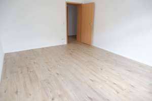 Frei ab 1.1.26  - Bad mit Fenster - West Balkon - 2.OG - wg-geeignet ! – Horst-Menzel-Straße 10, 9112 Kaßberg, Chemnitz – Vorschaubild 3
