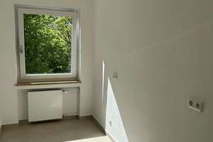 3 Zimmer Wohnung mit Balkon in Milbertshofen – Graf-Konrad-Str. 7, 80809 Am Riesenfeld, München – Vorschaubild 5
