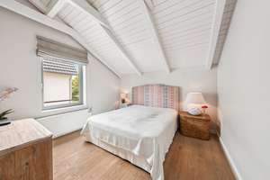 Nur 500 Meter bis nach Blankenese: Traumhaft saniertes Haus mit moderner Ausstattung und stilvoll... – Die vollständige Adresse der Immobilie erhältst du vom Anbieter., 22589 Iserbrook, Hamburg – Vorschaubild 7