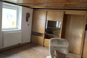 Günstiges, modernisiertes 8-Raum-Einfamilienhaus in Heuchlingen – Die vollständige Adresse der Immobilie erhältst du vom Anbieter., 73572 Heuchlingen – Vorschaubild 5