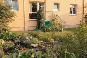 Gepflegte 3-Zimmer-Hochparterrewohnung mit Balkon, Terrasse und großem Garten-Sondernutzungsrecht – 81549 Südgiesing, München – Vorschaubild 2