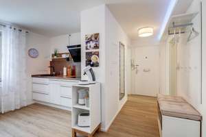Untermenzing: 2-Zimmer Wohnung mit sonnigem Balkon und Garten - bald frei – Die vollständige Adresse der Immobilie erhältst du vom Anbieter., 80997 Allach, München – Vorschaubild 8