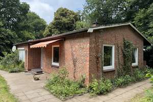 Exklusives Doppelangebot in Alleinlage – Zwei Bungalows für Naturgenießer! – Die vollständige Adresse der Immobilie erhältst du vom Anbieter., 25767 Albersdorf – Vorschaubild 2