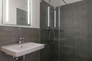 Sonnendurchflutetes Penthouse mit großzügiger Terrasse und luxuriösem Wohnkomfort – Suitbertusstraße 150, 40223 Bilk, Düsseldorf – Vorschaubild 7