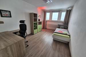Möblierte 4-Zimmer Wohnung nahe MHH (Furnished Flat) – Die vollständige Adresse der Immobilie erhältst du vom Anbieter., 30627 Misburg-Nord, Hannover – Vorschaubild 9