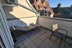 Möblierte 1-Zimmer-Dachgeschosswohnung mit großer Dachterrasse, Klimaanlage und Stellplatz – Die vollständige Adresse der Immobilie erhältst du vom Anbieter., 97084 Heidingsfeld, Würzburg – Vorschaubild 8