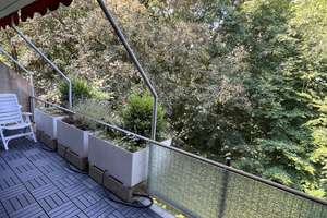 2-Zimmer-Wohnung mit großer Loggia und Parkblick in Hannover-Döhren