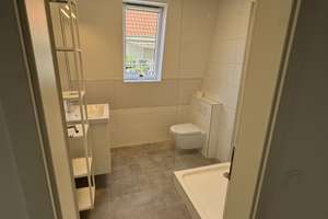Erstbezug mit Blick: Kernsanierte 3-Zi.-Wohnung mit Holzdielen & EBK in Schildesche – Die vollständige Adresse der Immobilie erhältst du vom Anbieter., 33611 Schildesche, Bielefeld – Vorschaubild 2