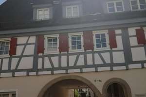 Historischer Charme trifft modernen Wohnkomfort- Exklusive Maisonette mit Loggia – Die vollständige Adresse der Immobilie erhältst du vom Anbieter., 71254 Ditzingen – Vorschaubild 3