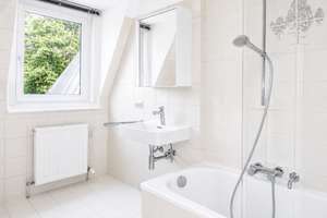 Direkt vom Eigentümer: Lichtdurchflutete Dachgeschosswohnung mit moderner Wohnküche – Daiserstraße 9, 81371 Sendlinger Feld, München – Vorschaubild 9