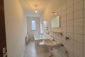 Zentral gelegene und renovierte 1,5 Zimmer-Wohnung - Bezug sofort möglich – Die vollständige Adresse der Immobilie erhältst du vom Anbieter., 70372 Seelberg, Stuttgart – Vorschaubild 7