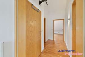 Kreativer Freiraum unterm Dach – Wohnen mit Blick, Ruhe und Perspektive – Die vollständige Adresse der Immobilie erhältst du vom Anbieter., 70378 Neugereut, Stuttgart – Vorschaubild 11