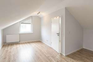 Sonniges Reihenendhaus mit Garten, Garage & viel Platz in Isernhagen-Altwarmbüchen bei Hannover – Die vollständige Adresse der Immobilie erhältst du vom Anbieter., 30916 Isernhagen – Vorschaubild 13