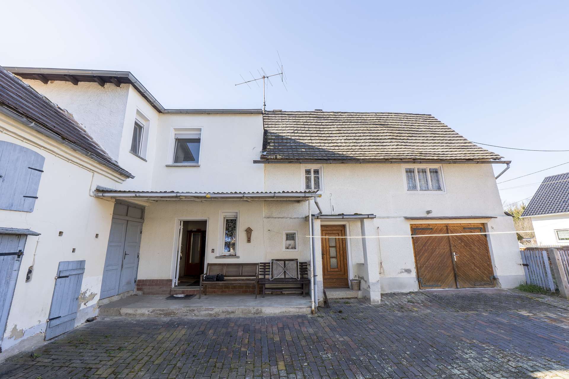 Ländlicher Hof mit großzügiger Wohneinheit und riesiger Garten- & Landwirtschaftsfläche, Leipzig Kreis – Bild 3