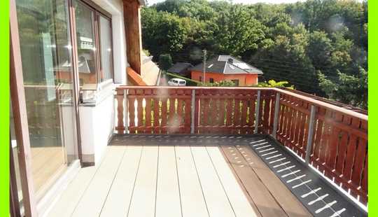 Bild von Moderne Maisonette-ETW im 1.OG u. DG mit großen Südbalkon in einem Zweifamilienhaus - beste Wohnlage