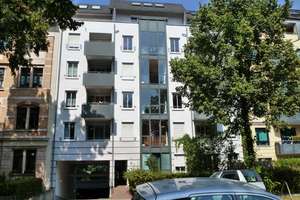 Geräumige 2-Raum mit Terrasse zzgl. Tiefgaragenstellplatz