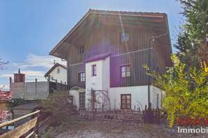 *Perle im Chiemgau* Einfamilienhaus im Zentrum von Traunwalchen mit Bergblick! – Die vollständige Adresse der Immobilie erhältst du vom Anbieter., 83374 Traunreut – Vorschaubild 23