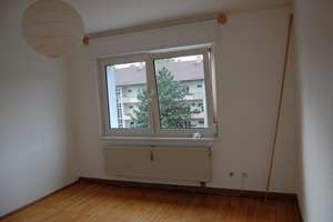 Helle Wohnung mit zwei Zimmern und optimalem Grundriss in zentraler Lage von Karlsruhe