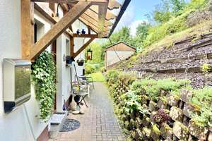 **Gepflegtes Ein-/Zweifamilienhaus mit Garten und Carport in toller Lage von Niederfischbach** – Die vollständige Adresse der Immobilie erhältst du vom Anbieter., 57572 Niederfischbach – Vorschaubild 6