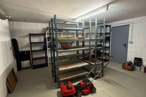 Charmantes Einfamilienhaus mit Garten, Terrasse & Balkon in Frankfurt, Nieder-Erlenbach – Am Buchbaum 12A, 60437 Nieder-Erlenbach, Frankfurt am Main – Vorschaubild 31