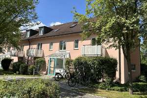 VB! Helle 2 Zi. Dachterrassen-ETW mit TG in ruhiger Lage von Großhadern. VERMIETET! – Die vollständige Adresse der Immobilie erhältst du vom Anbieter., 81375 Neuhadern, München – Vorschaubild 2