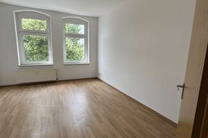 Frisch renovierte 2-ZKB mit Balkon und Fensterbad mit Eckwanne und Dusche – Helmstedter Straße 27, 39112 Sudenburg, Magdeburg – Vorschaubild 12