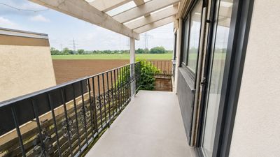 Erstbezug nach Kernsanierung – helle Wohnung mit Balkon, Feldblick und offener Küche in Ludwigshafen