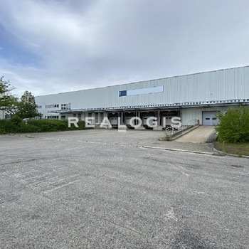 Lager/ Produktion - Anbindung an die B44 - 100 PKW Stellplätze