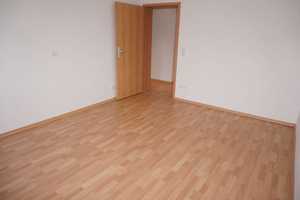 Frei ab 1.1.25 -/Küche mit Balkonzugang / im 2. OG!! – Ebersdorfer Str. 25a, 9131 Chemnitz – Vorschaubild 10