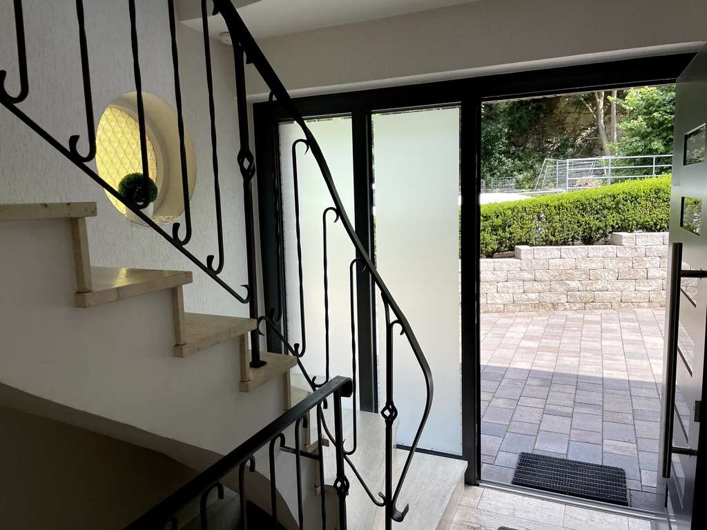 Immobilie in Bissendorf - Wunderschönes Zweifamilienhaus mit Anliegerbereich und herrlichem Blick über Bissendorf! - Bild 4