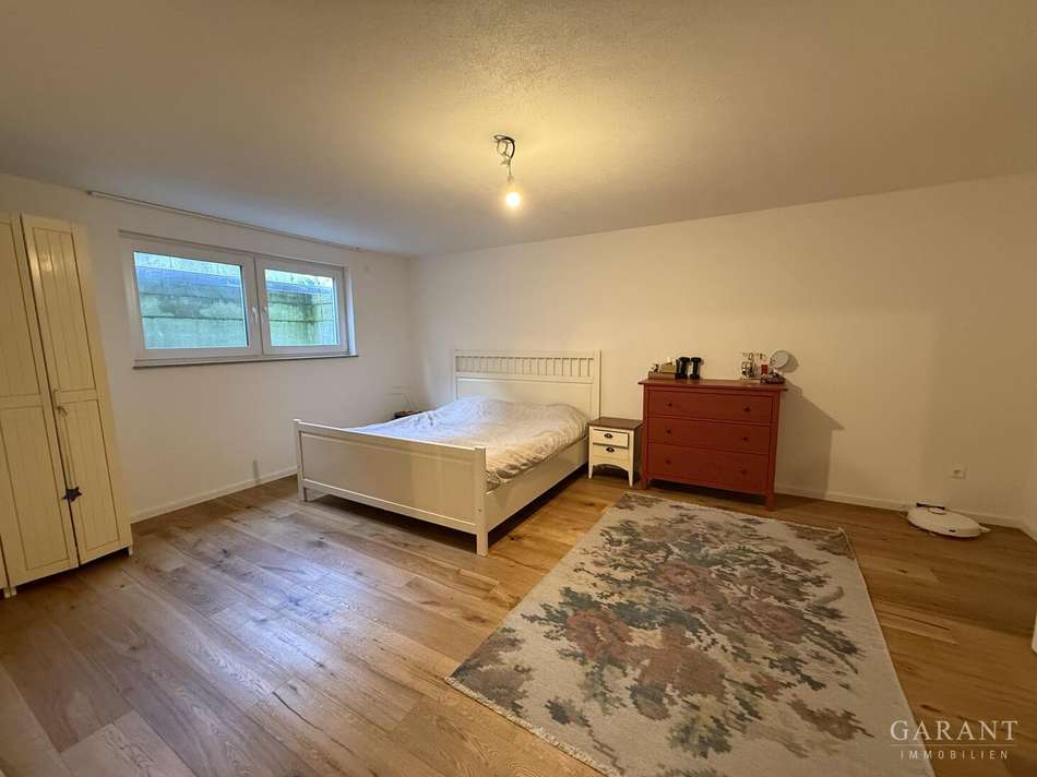Schlafzimmer UG