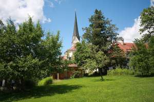 Ein Landhaus mit Charme der 70-iger Jahre und schönem Bergpanorama – Die vollständige Adresse der Immobilie erhältst du vom Anbieter., 83139 Söchtenau – Vorschaubild 3