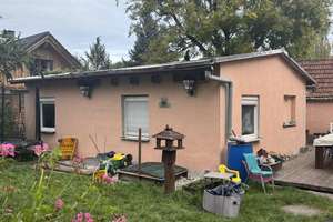 Teilrenoviertes Haus zu verkaufen, renovierungsbedürftig – Die vollständige Adresse der Immobilie erhältst du vom Anbieter., 80997 Moosach-Bahnhof, München – Vorschaubild 2