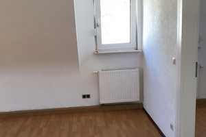 Ansprechende, gepflegte 3-Zimmer-DG-Wohnung zur Miete in Albstadt-Truchtelfingen – Zollernalbkreis – Vorschaubild 11