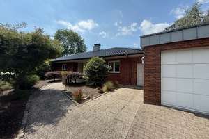 Traumhaus in Bestlage an der Weser – großzügig, modern und mit wunderschönem Garten in Minden – Die vollständige Adresse der Immobilie erhältst du vom Anbieter., 32425 Todtenhausen, Minden – Vorschaubild 1