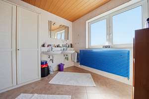 Attraktives EFH in massiver Bauweise mit Garten, Carport & großzügigem Raumangebot – Die vollständige Adresse der Immobilie erhältst du vom Anbieter., 76883 Herxheimweyher – Vorschaubild 16