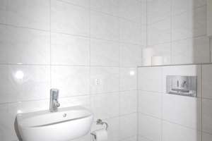 Helle 3-Zimmer-Wohnung mit Erker und großem Balkon – Olpener Straße 129-131, 51103 Höhenberg, Köln – Vorschaubild 9