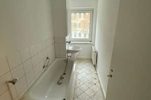 Gemütliche 1-Zimmer mit Balkon, Laminat und Wannenbad in ruhiger Lage – Humboldtstraße 14, 9130 Sonnenberg, Chemnitz – Vorschaubild 5
