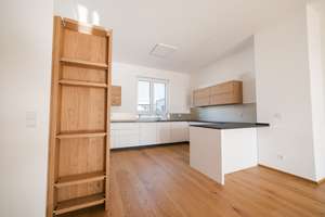 Wohnen mit Skylineblick : 5-Zimmer-Penthouse-Wohnung im  Herzen von Sachsenhausen. – 60599 Sachsenhausen-Süd, Frankfurt am Main – Vorschaubild 6