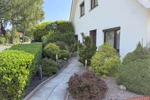 Großes Wohnhaus mit schönem Garten in Ofenerdiek innerhalb Tempo-30-Zone – Die vollständige Adresse der Immobilie erhältst du vom Anbieter., 26125 Ofenerdiek, Oldenburg (Oldenburg) – Vorschaubild 22