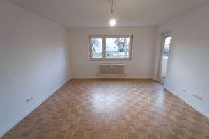 Modernisierte 3-Zimmer-Wohnung mit Balkon in Moosach – Max-Wönner-Straße 8, 80995 Lerchenau-West, München – Vorschaubild 1