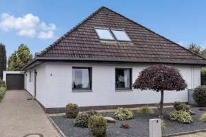 Wohnen auf einer Ebene  - Charmanter Bungalow mit sonnigem Garten und Ausbaupotenzial – Die vollständige Adresse der Immobilie erhältst du vom Anbieter., 30900 Wedemark – Vorschaubild 15